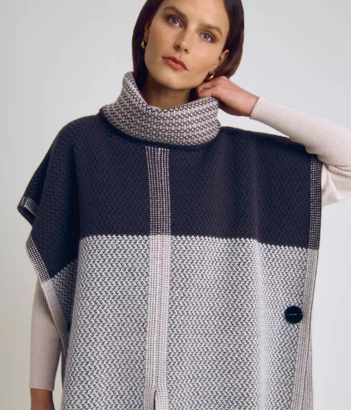 Vestes & Manteaux | Maille>DEVERNOIS Cape maille jacquard réversible Tricotée en France Noir