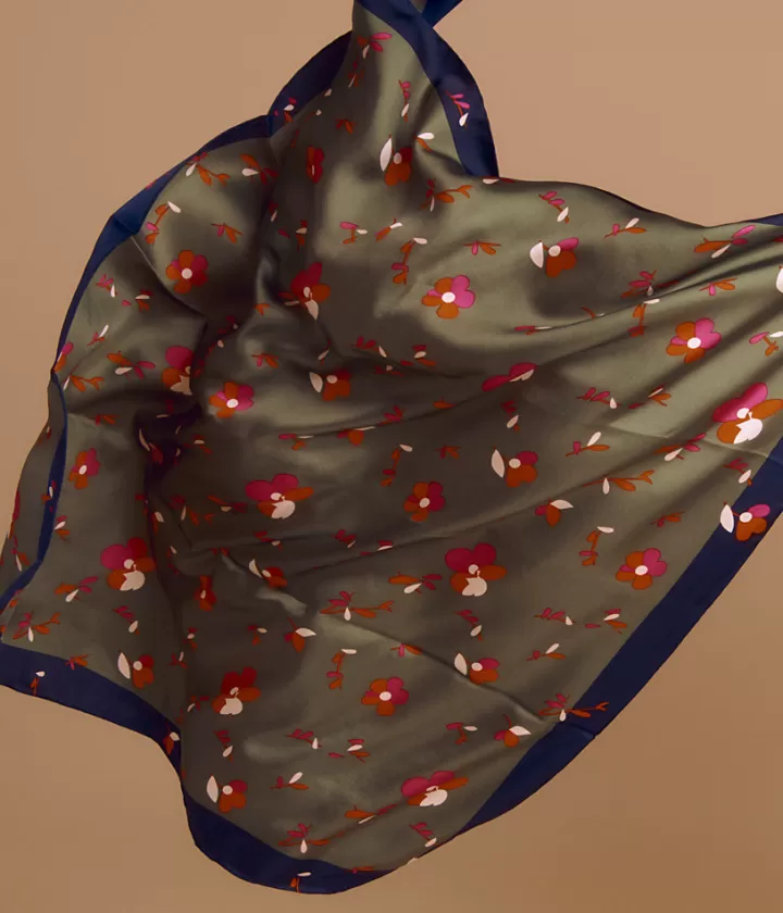 Accessoires>DEVERNOIS Carré imprimé En twill de soie Marronkaki
