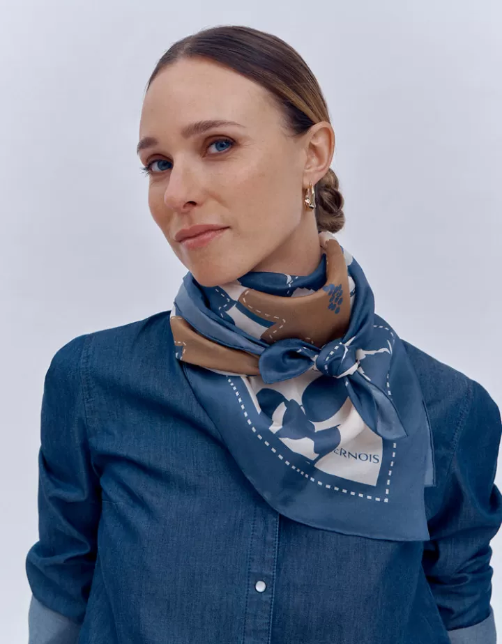 Accessoires>DEVERNOIS Carré imprimé En voile de soie Bleu