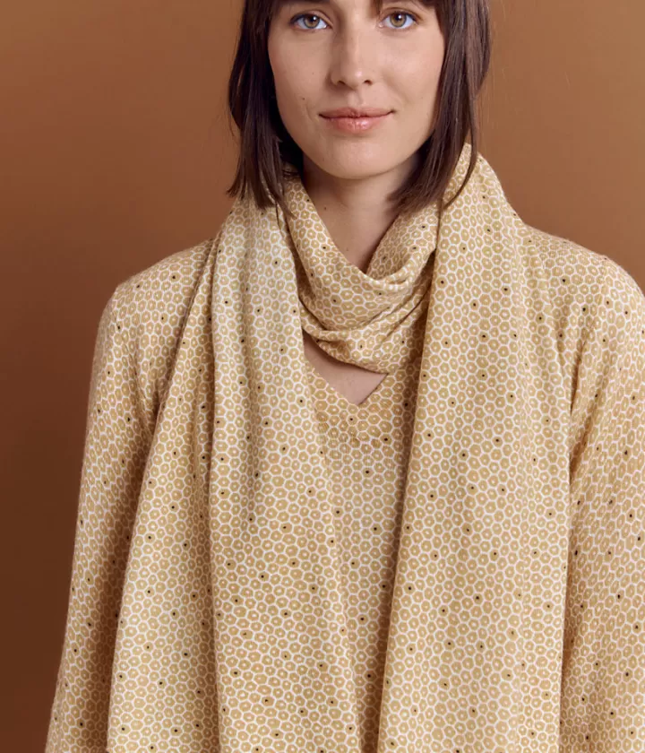 Accessoires>DEVERNOIS Écharpe imprimée en laine et cachemire Imprimé géométrique Jaune